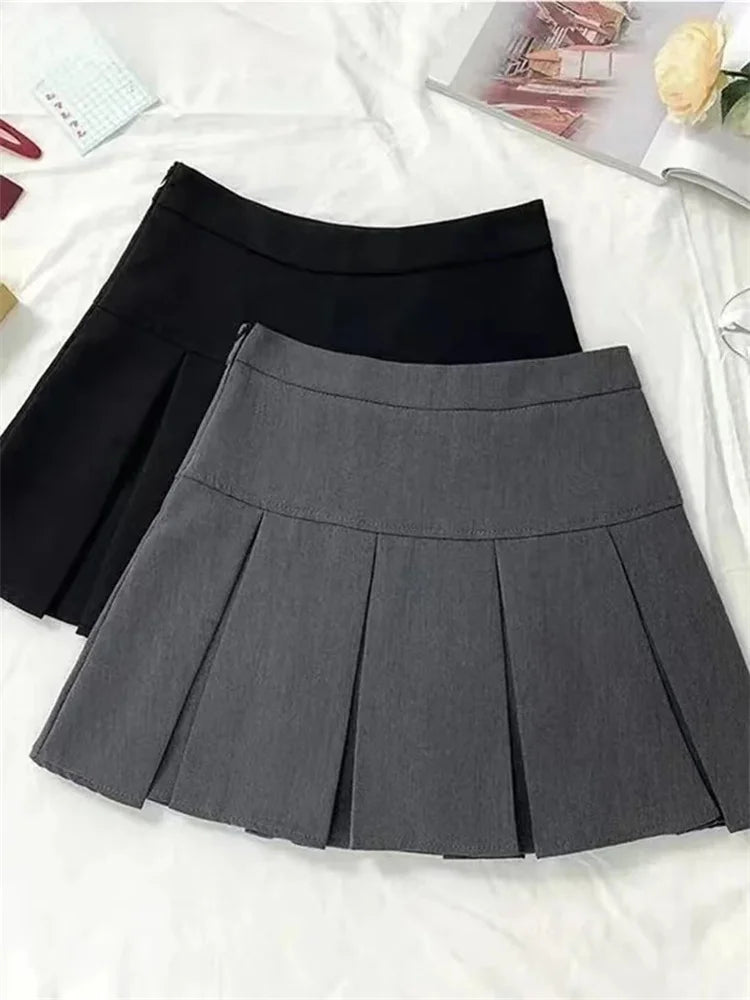 Vintage Gray Pleated Mini Skirt